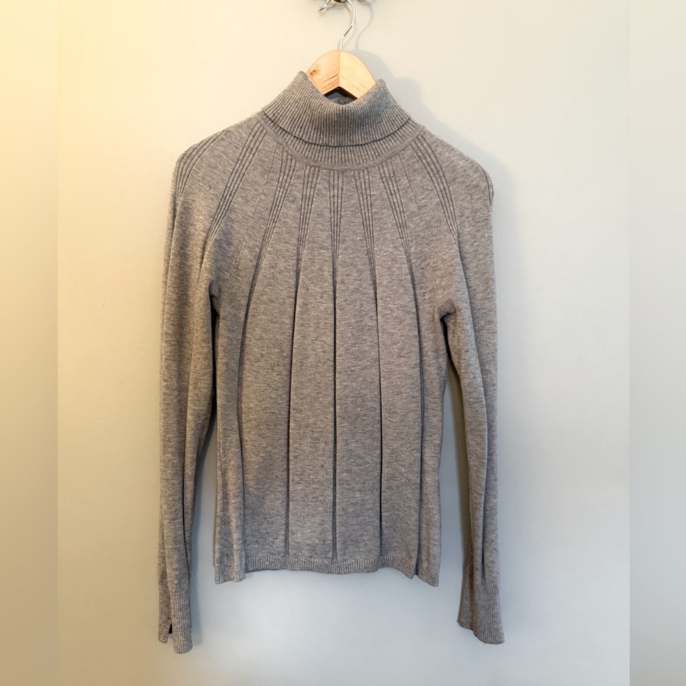White House Black Market Gray Turtleneck Sweater